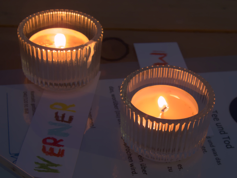  Hamburg-Niendorf Death Cafe Tacos, Tee und Tod