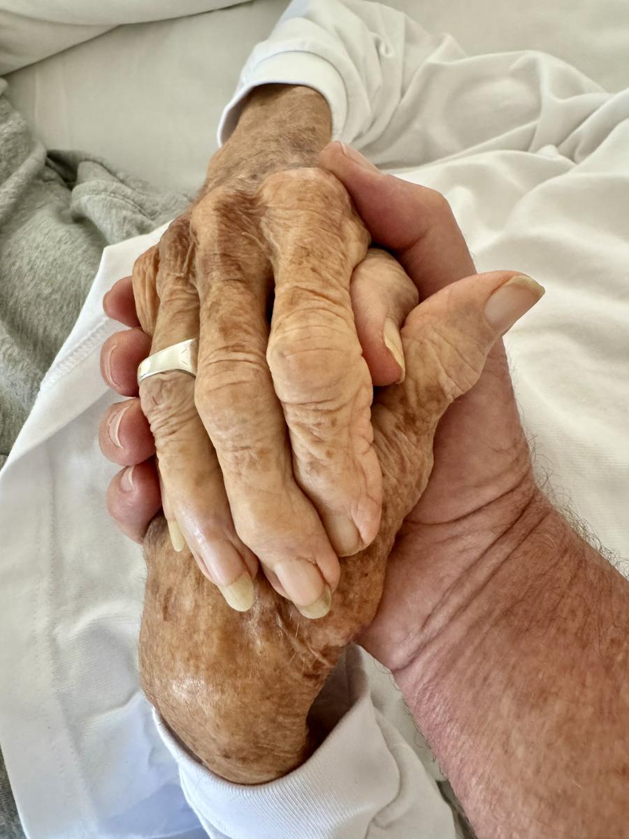 Death Cafe in Laguna Beach